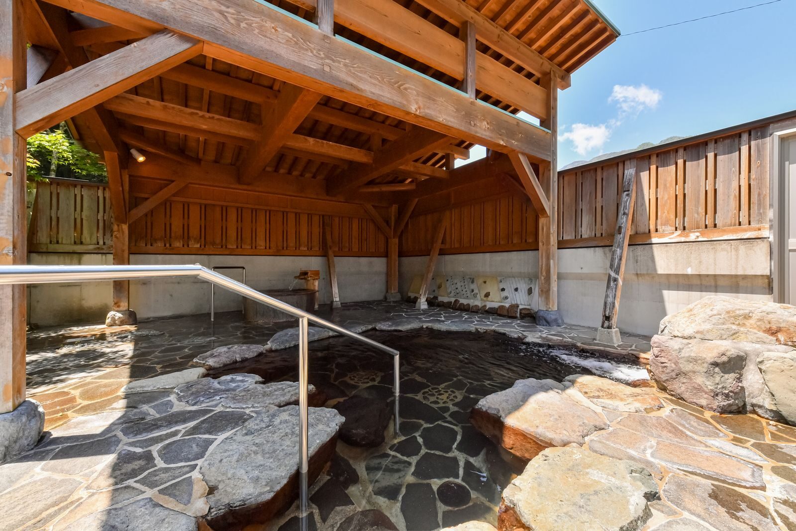 露天湯屋